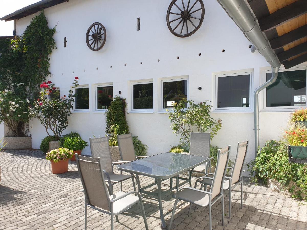 Ferienwohnung Christina Hinterweiler Экстерьер фото