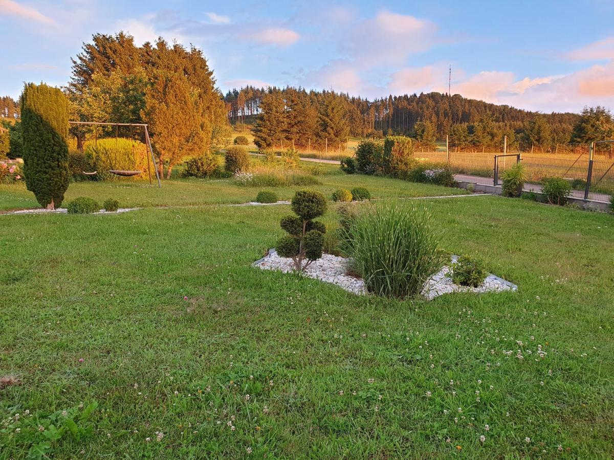 Ferienwohnung Christina Hinterweiler Экстерьер фото